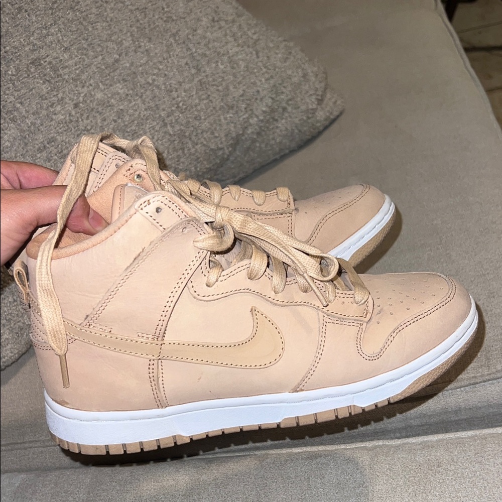 Nike Women's Sneakers in Tan and White size 8